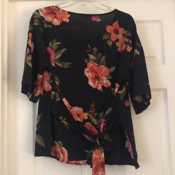 Stitch Fix West Kei blouse - Picture 2 of 2